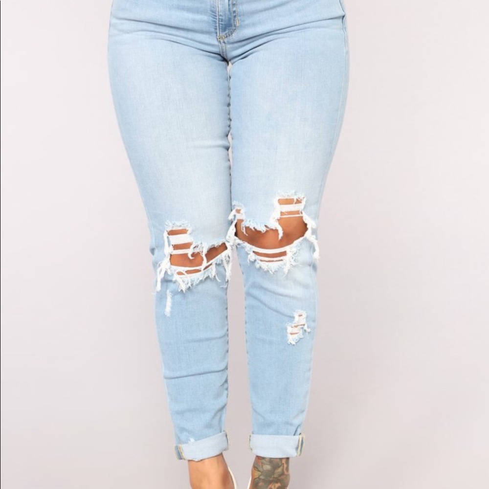Fashion Nova - “Guess Who’s Back” Jeans